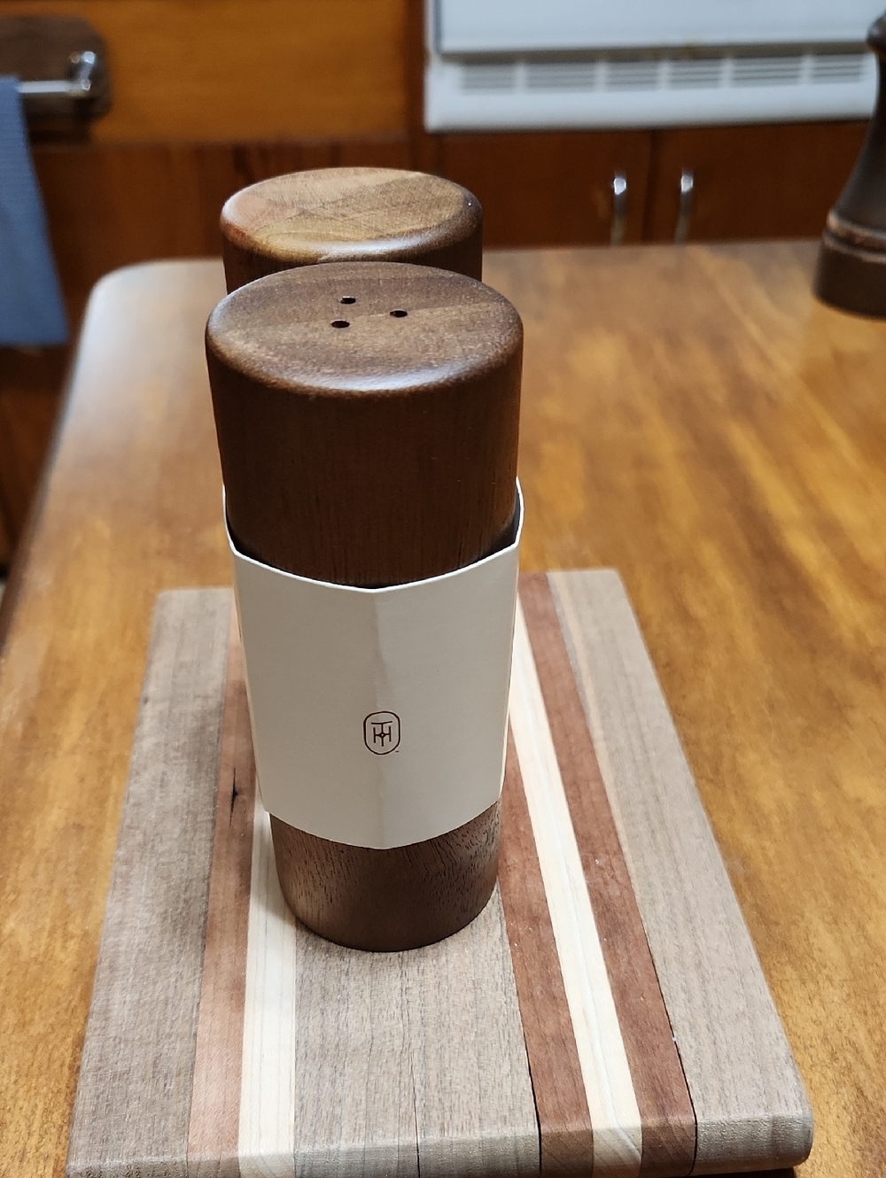 Threshold Salt&pepper Grinder Set - Picture 5 of 10